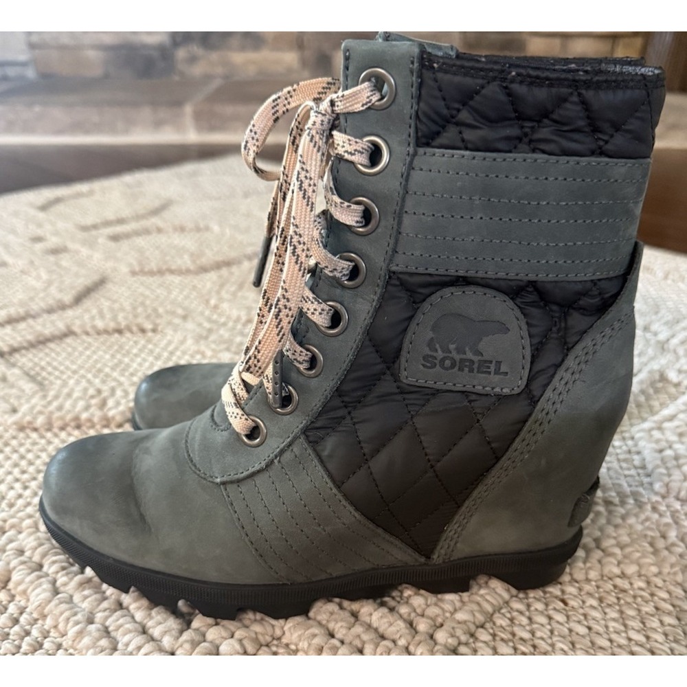 SOREL Lexie Hidden Wedge Quilted Gray Slate Boots Womens Size 6.5